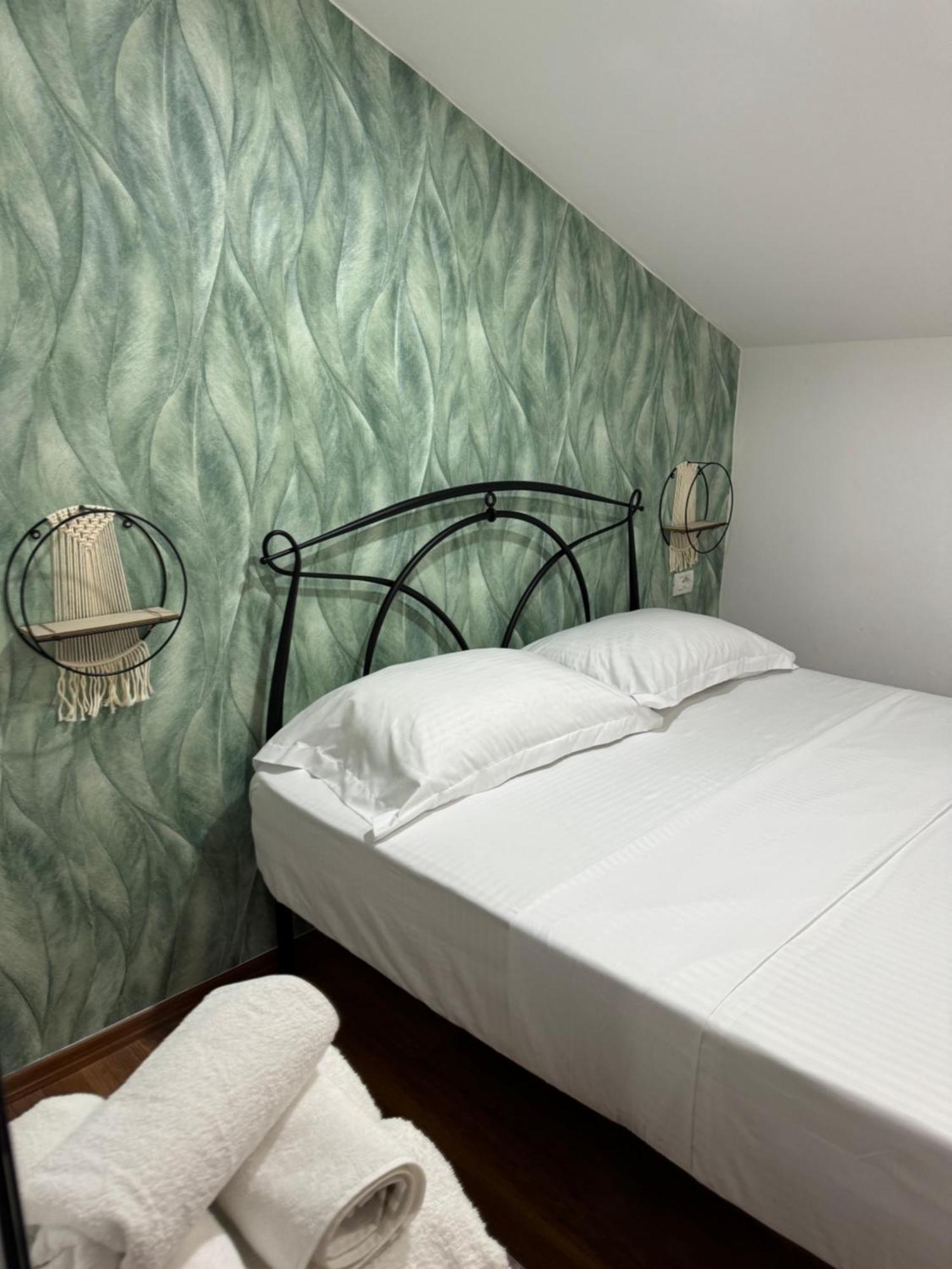 Guest House Himaj Berat Luaran gambar